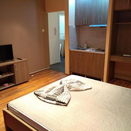 Appartamento Castel Bianco Belgrado Esterno foto