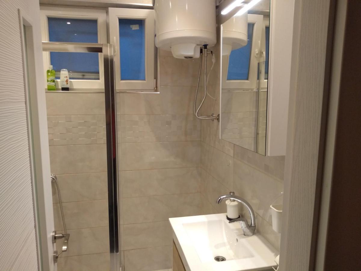 Appartamento Castel Bianco Belgrado Esterno foto